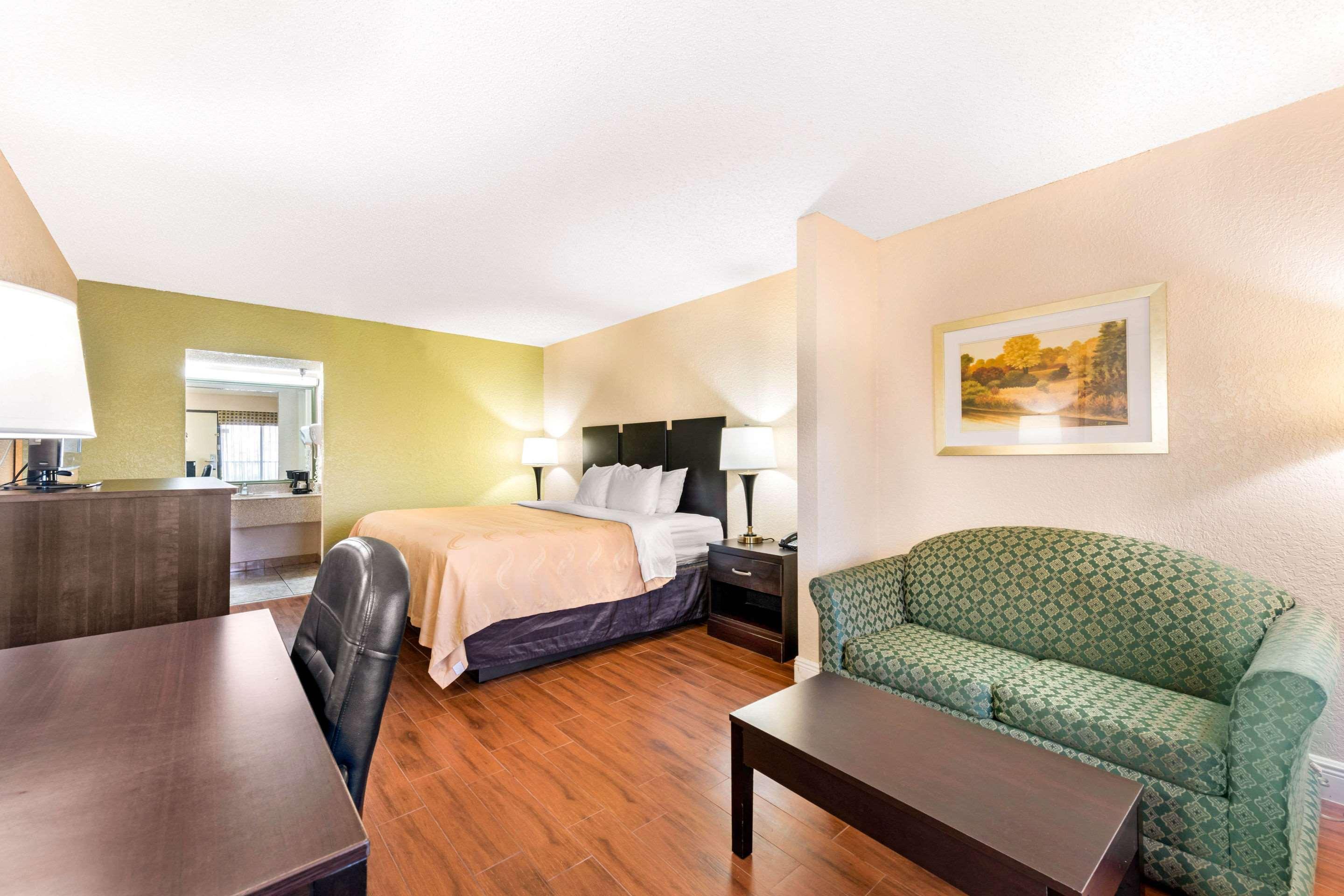 Quality Inn & Suites Orlando Airport Zewnętrze zdjęcie