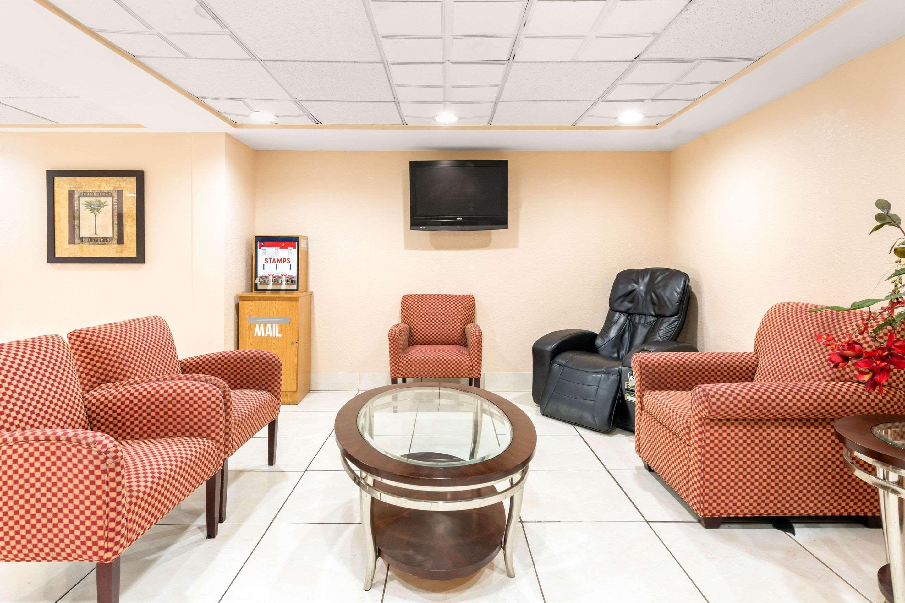 Quality Inn & Suites Orlando Airport Zewnętrze zdjęcie