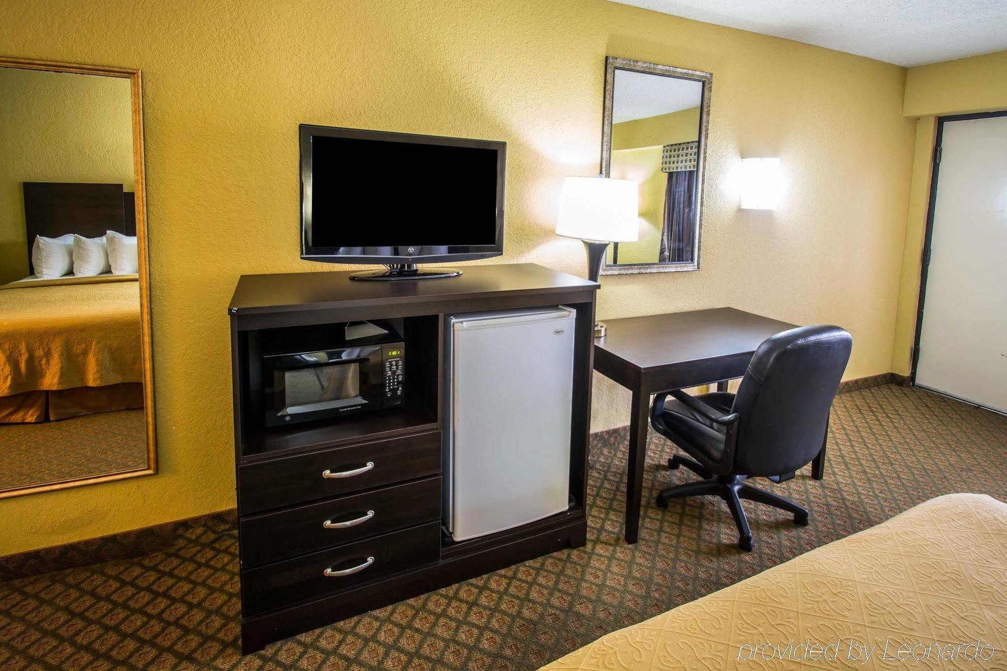 Quality Inn & Suites Orlando Airport Zewnętrze zdjęcie