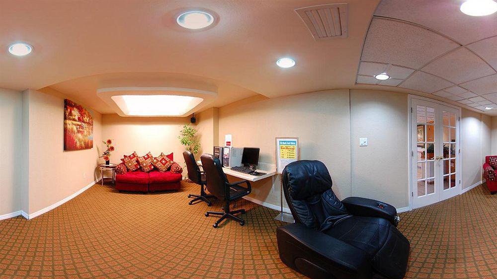Quality Inn & Suites Orlando Airport Zewnętrze zdjęcie